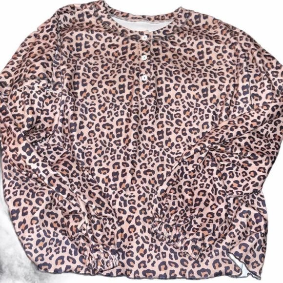 Cheetah Leopard Pajama Long Sleeve Top - Picture 1 of 7